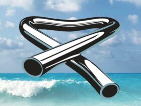 Tubular bell in front of an ocean