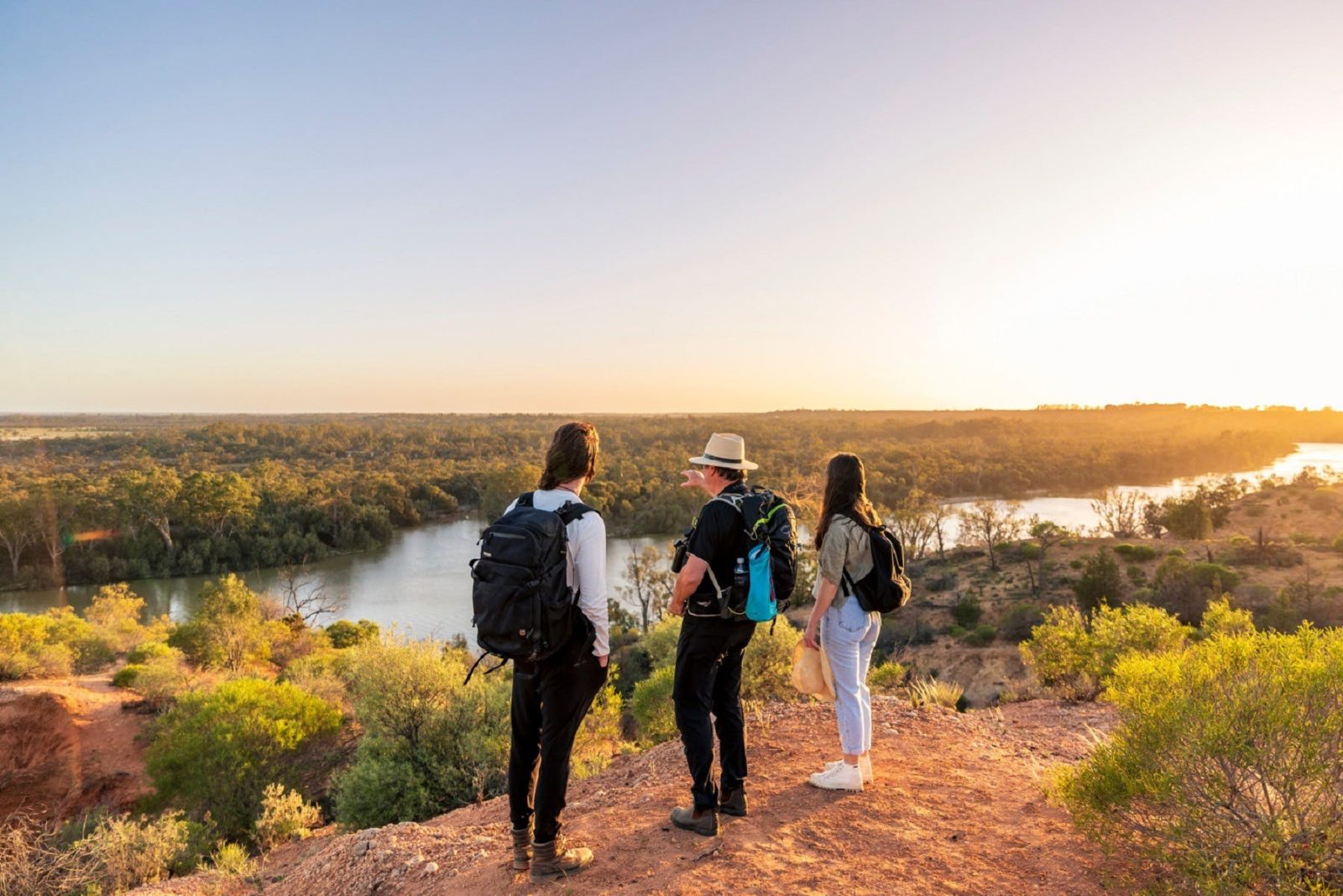 Local guides share the stories of the Murray River