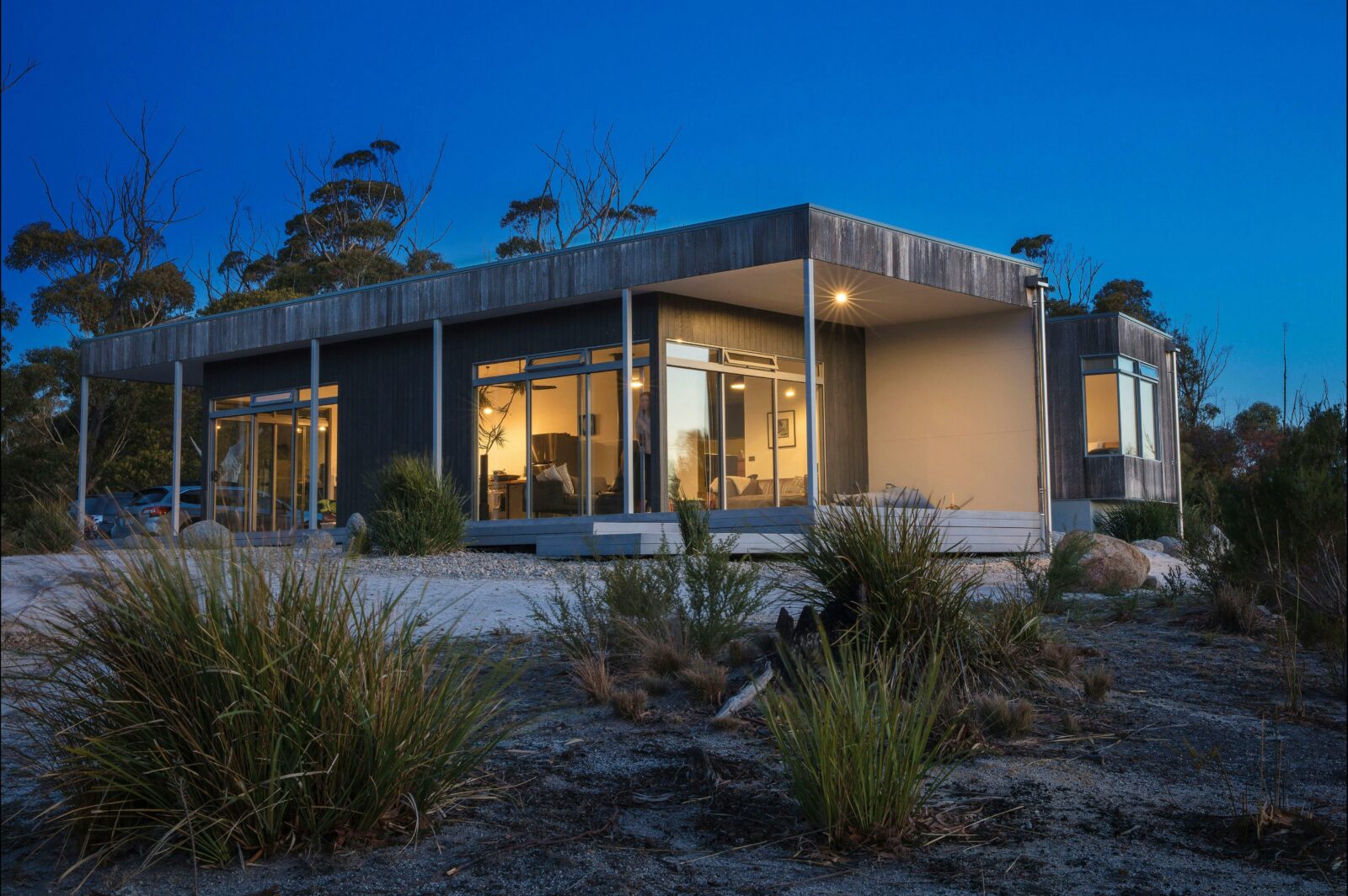 Aplite House, Self Catering Luxury Eco Accommodation, Friendly Beaches, Coles Bay, Tasmania