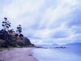 Avalon Coastal Retreat