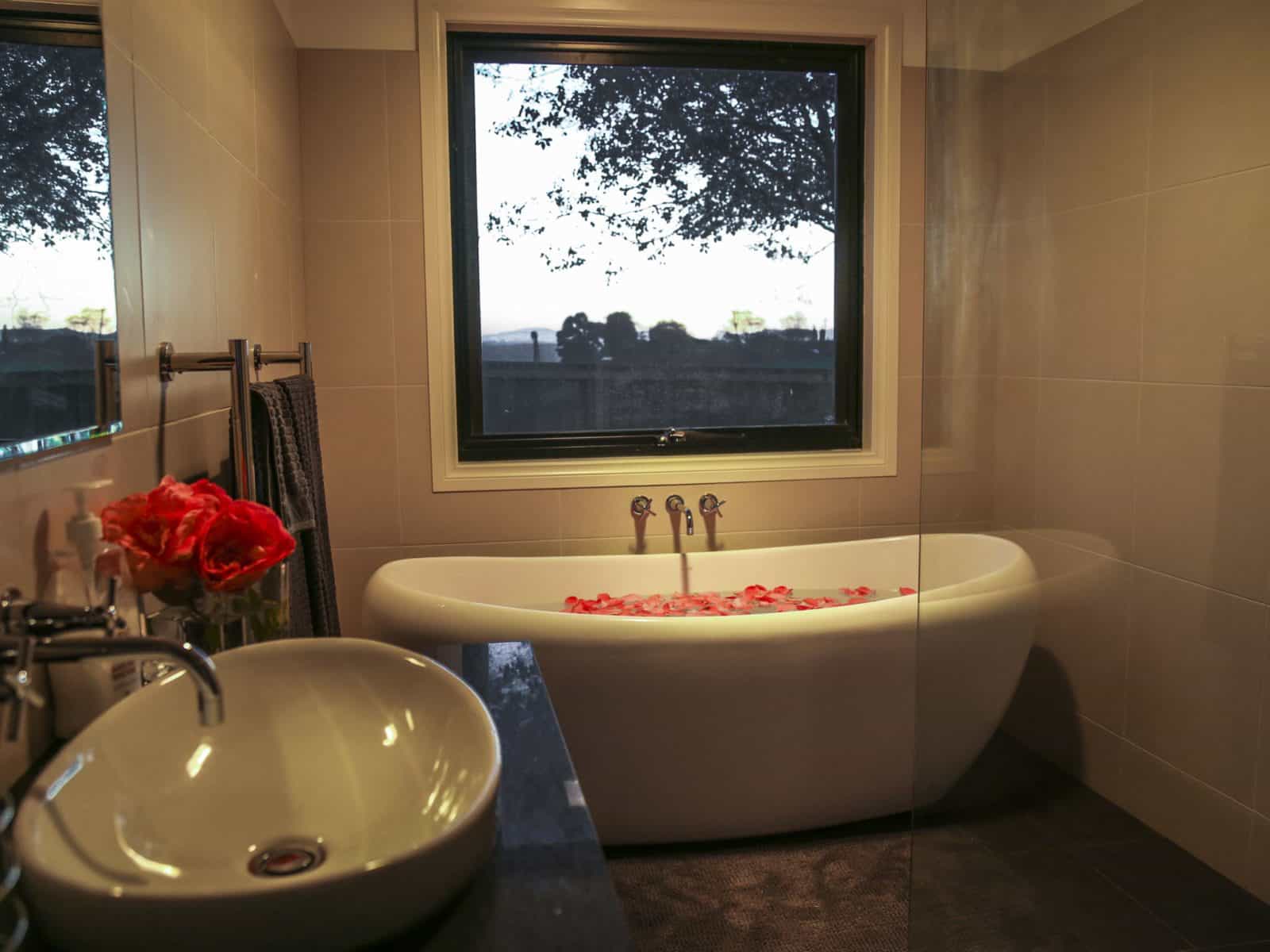 The magnificent bath tub in our new bathroom