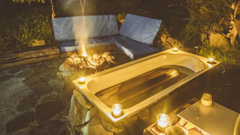 Outdoor lounge & fire bath