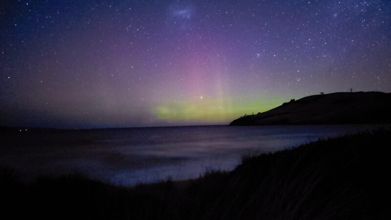 aurora australis from clifton beach