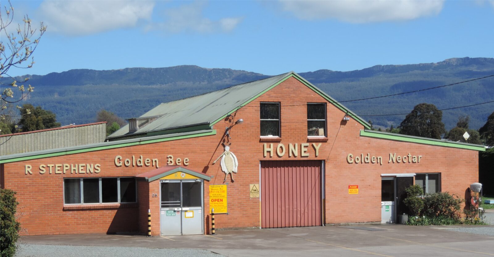 R Stephens Honey factory at Mole Creek