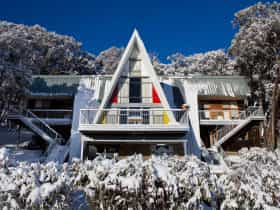 Alpha Ski Lodge