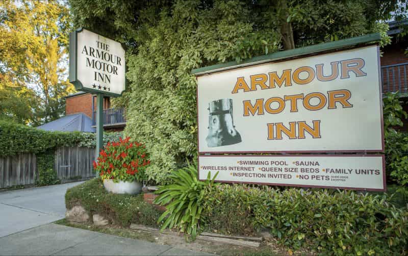 Armour Motor Inn
