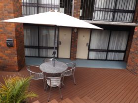 Outdoor Area - Central Court Warrnambool