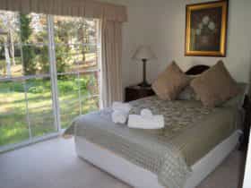 2br Queen bedroom