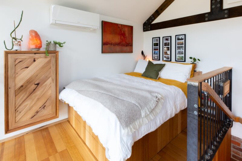 Nook-Gariwerd-Unique-Accommodation-bedroom