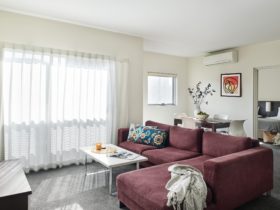 Punthill Apartment Hotels – Essendon Grand