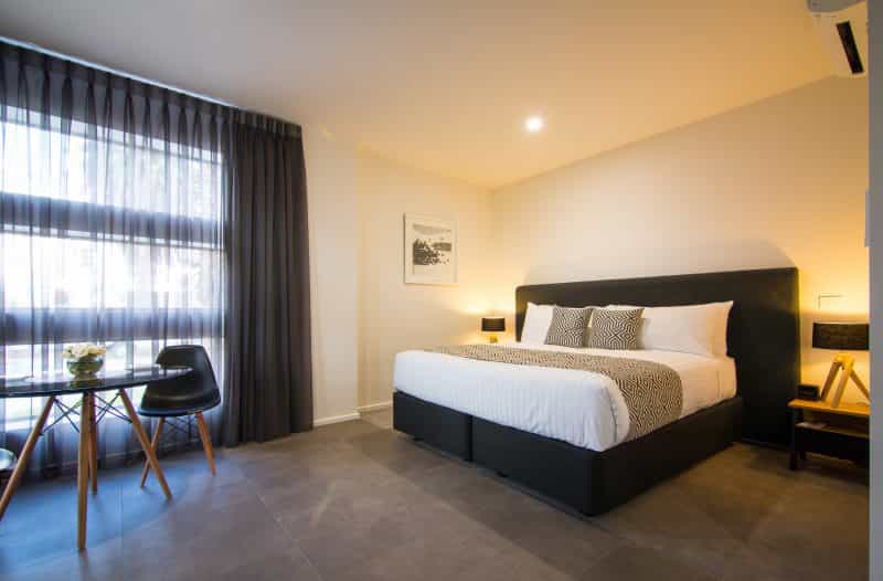 Brand new Executive Room, located by the hotel’s attractive pool area, is designed for comfort.