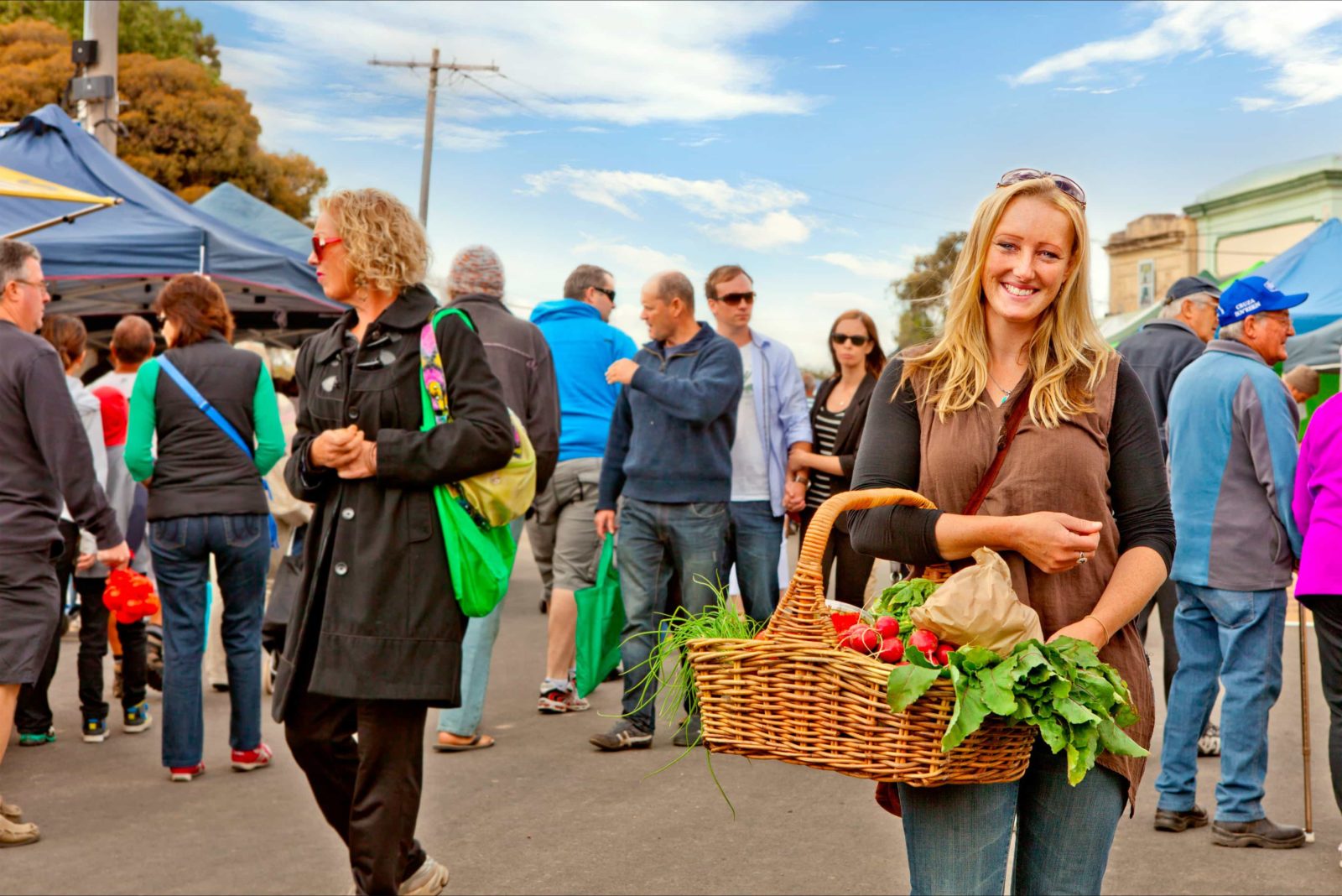 Over 80 stalls line the beautiful heritage streetscape in Talbot every month.