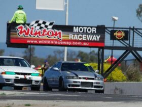 2 cars on the start at Winton Raceway