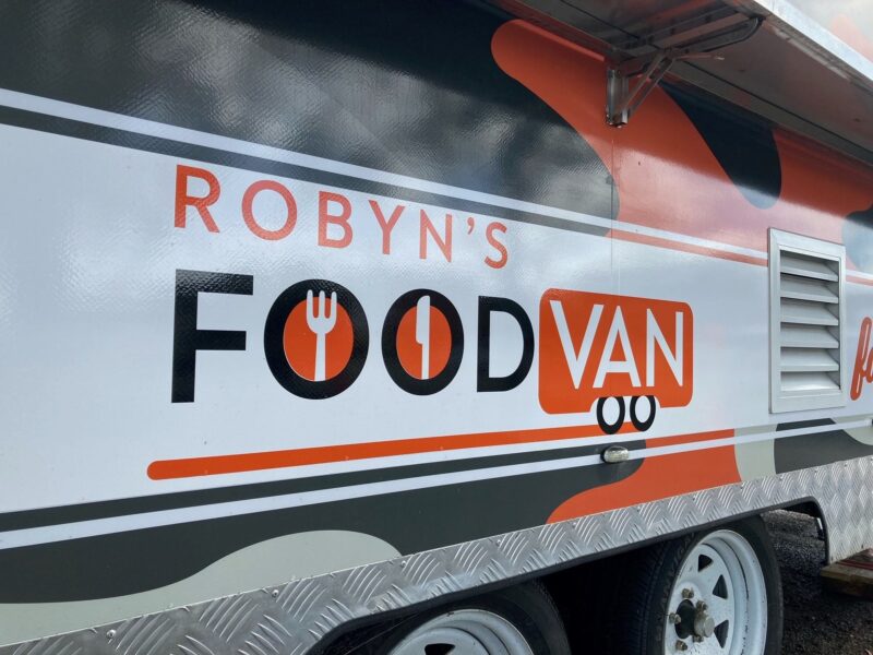Robyn's food van
