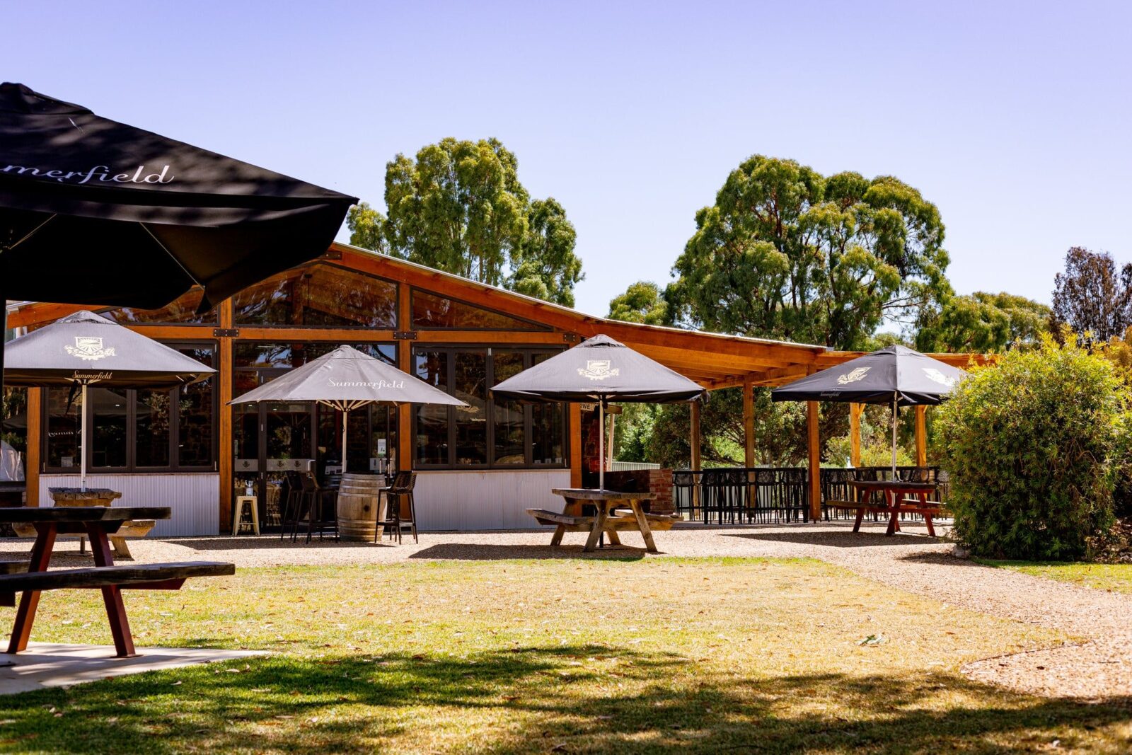 The café and cellar door now includes an indoor/outdoor dining space for up to 50 guests.