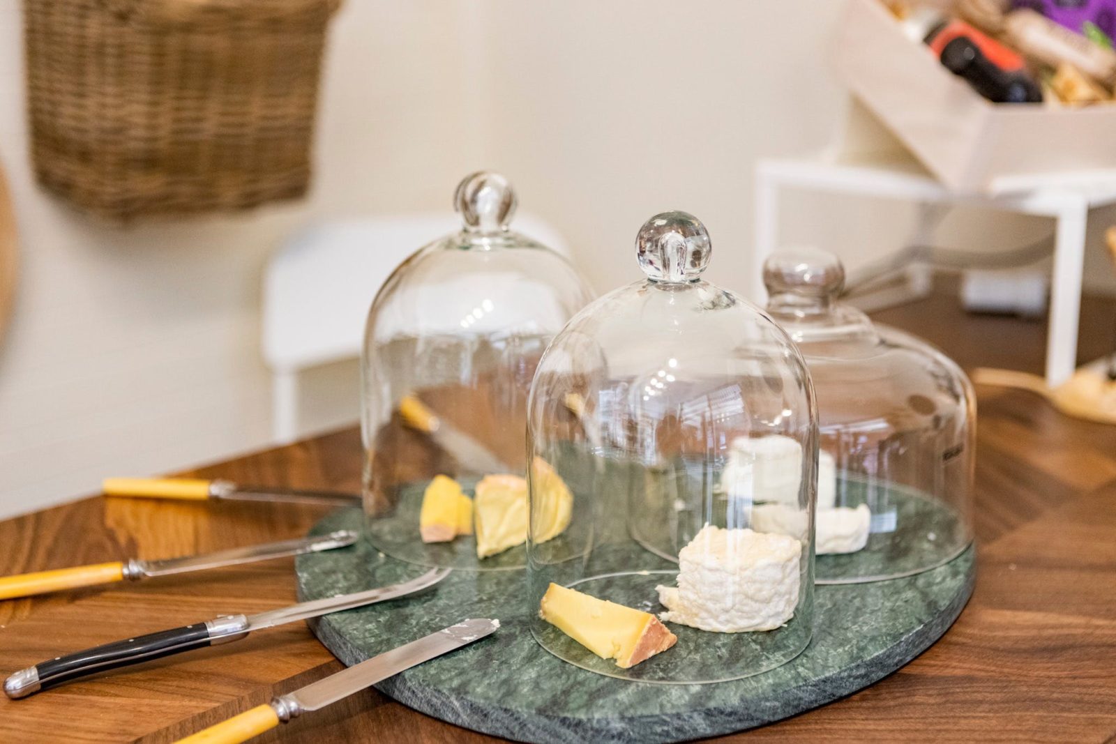 Cheese tasting platter