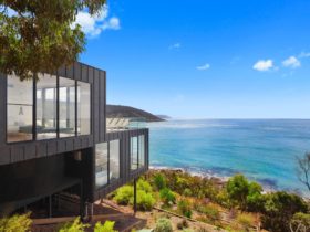 Great Ocean Road Luxury Accommodation with Ocean Views