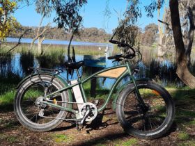 Explore the region on these bikes, riding to the Murray River