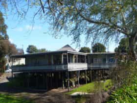 Colac Visitor Information Centre
