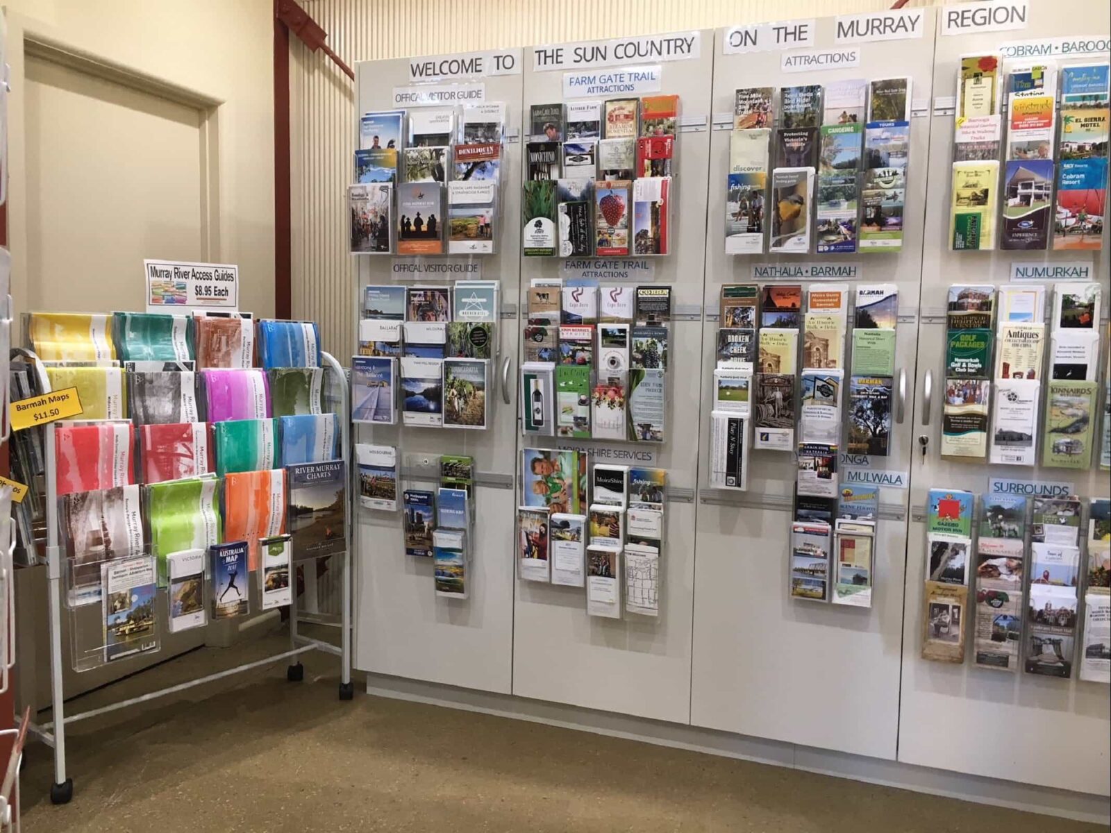 Maps, Brochures, Official Visitor Guides and more