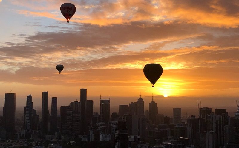 Ballooning over Melbourne at dawn