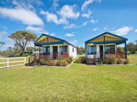 Acclaim Rose Gardens Beachside Holiday Park, Emu Point, Western Australia
