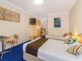 Comfort Inn Busselton River Resort, Busselton, Western Australia
