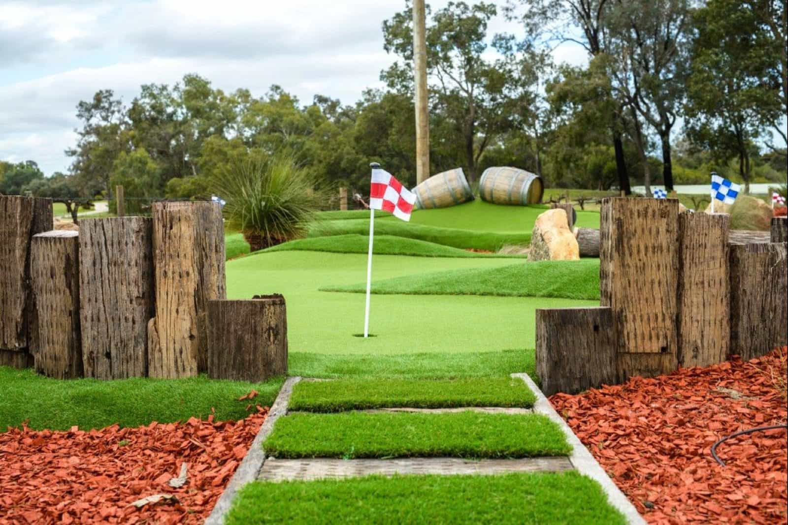 Vines Mini Golf, The Vines, Western Australia