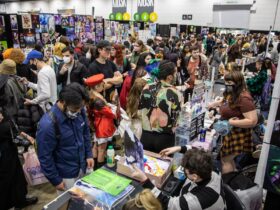 Crowds gathered at Artist's Alley at Oz Comic Con