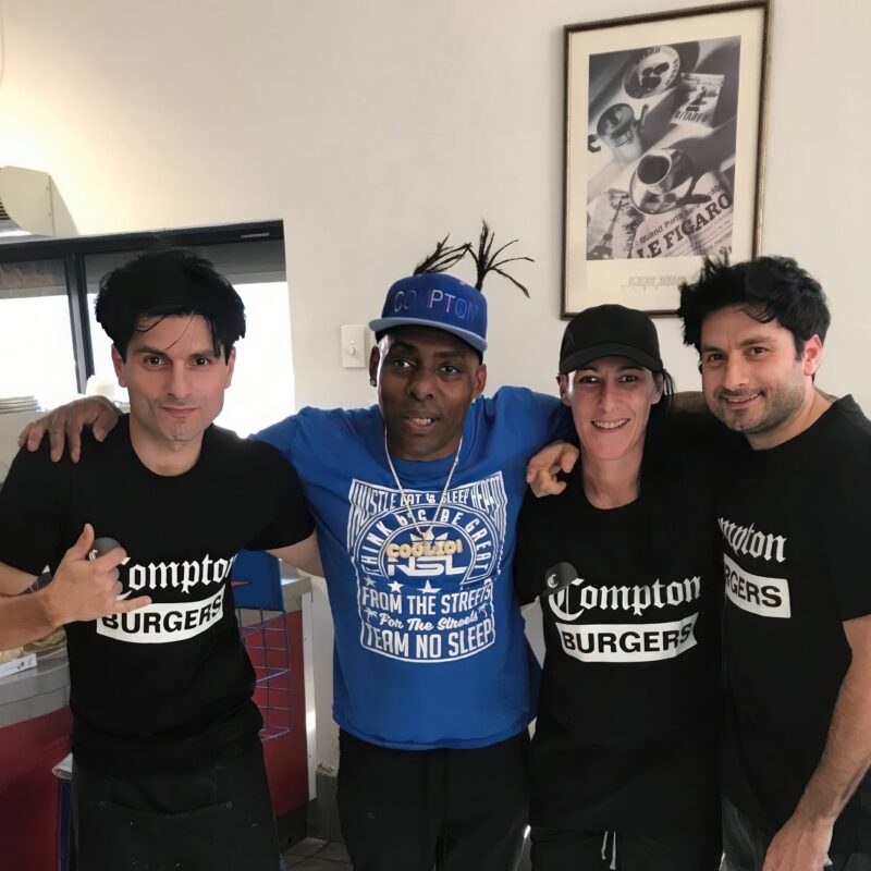 Coolio visits Compton Burgers